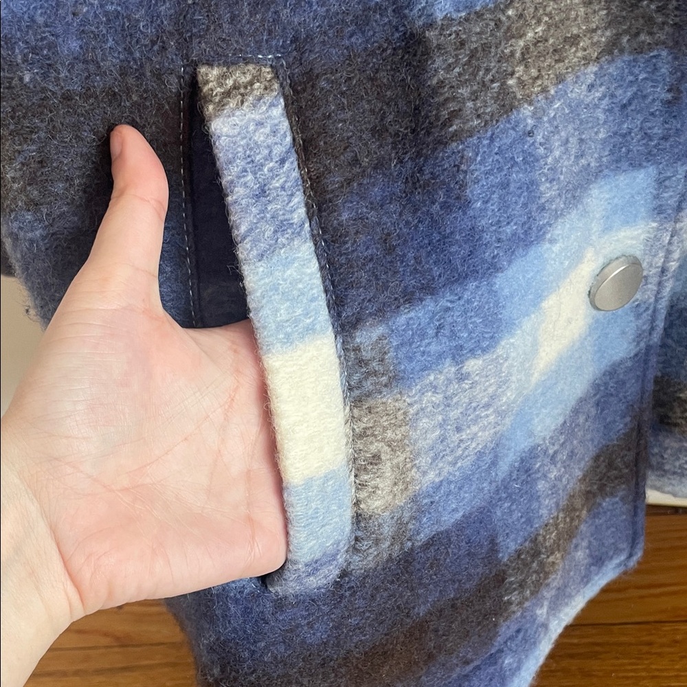 Zara Oversized Plaid Overshirt - Picture 2 of 6